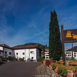 Casa De La Montana Turistico Venkovský dům Avín