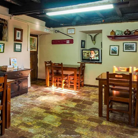 Casa De La Montana Turistico Avín