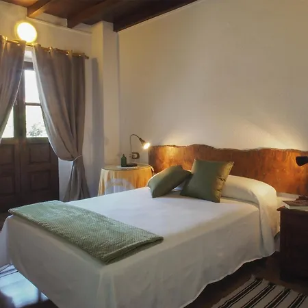 Casa De La Montana Turistico Venkovský dům Avín