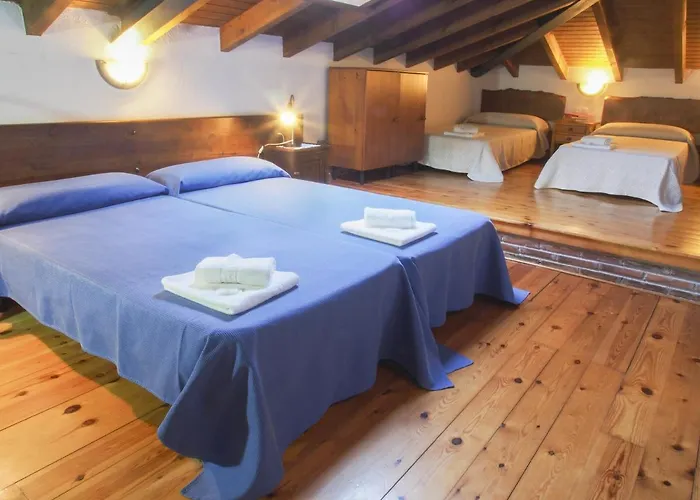 Casa De La Montaña Turístico Casa rural Avín